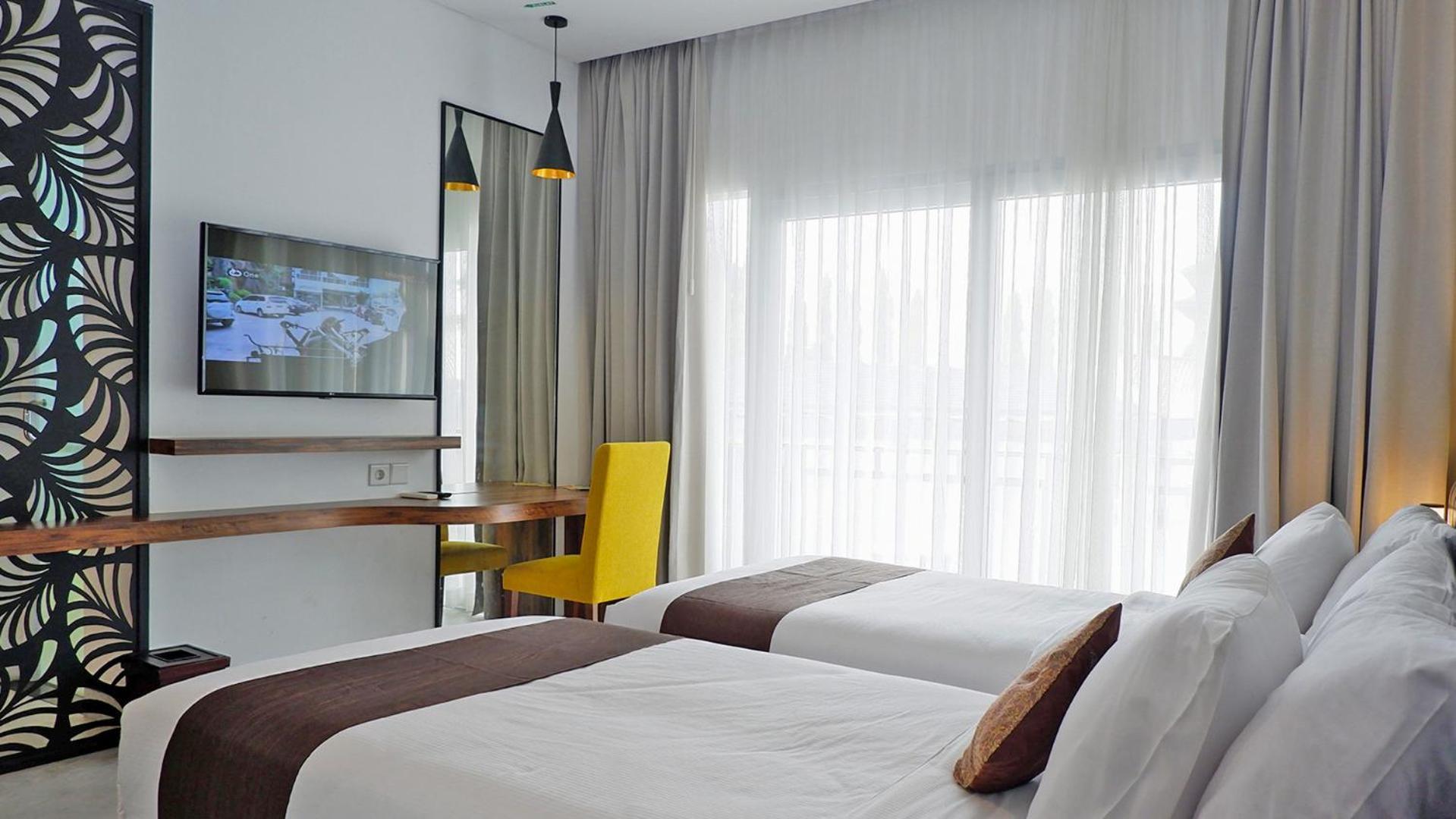 Front One Resort Magelang Exterior photo