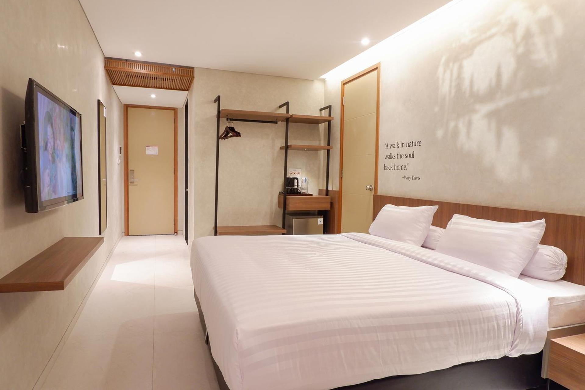 Front One Resort Magelang Exterior photo